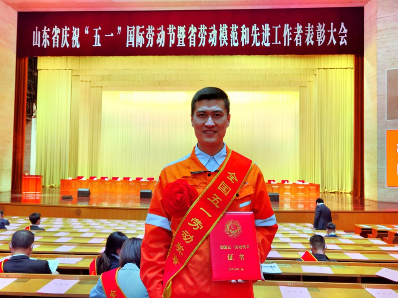 优秀校友风采：精益求精，逐梦港湾 ——朱宝