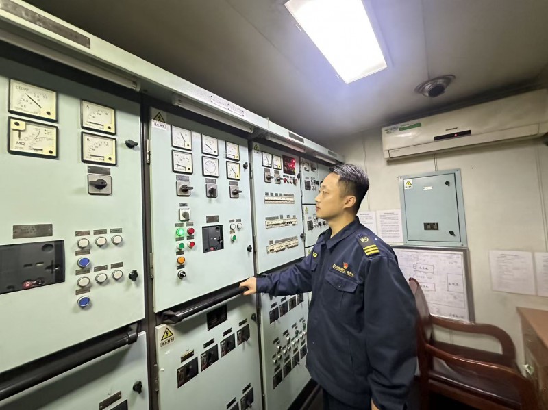 优秀校友风采：“省优毕业生”到“港口栋梁”：赵连敏的实干之旅